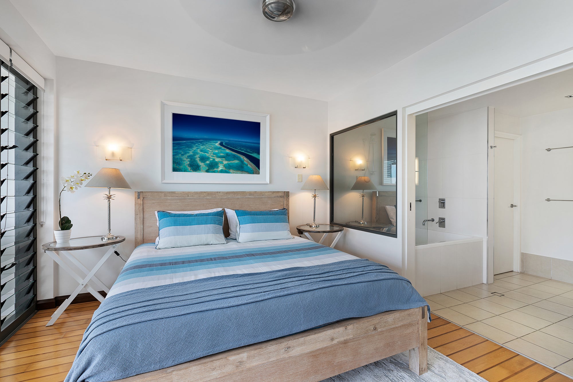 WEB_Boathouse102_Sara_015.jpg__PID:60d657fd-0bff-4364-bb7d-a4b8a4200c53