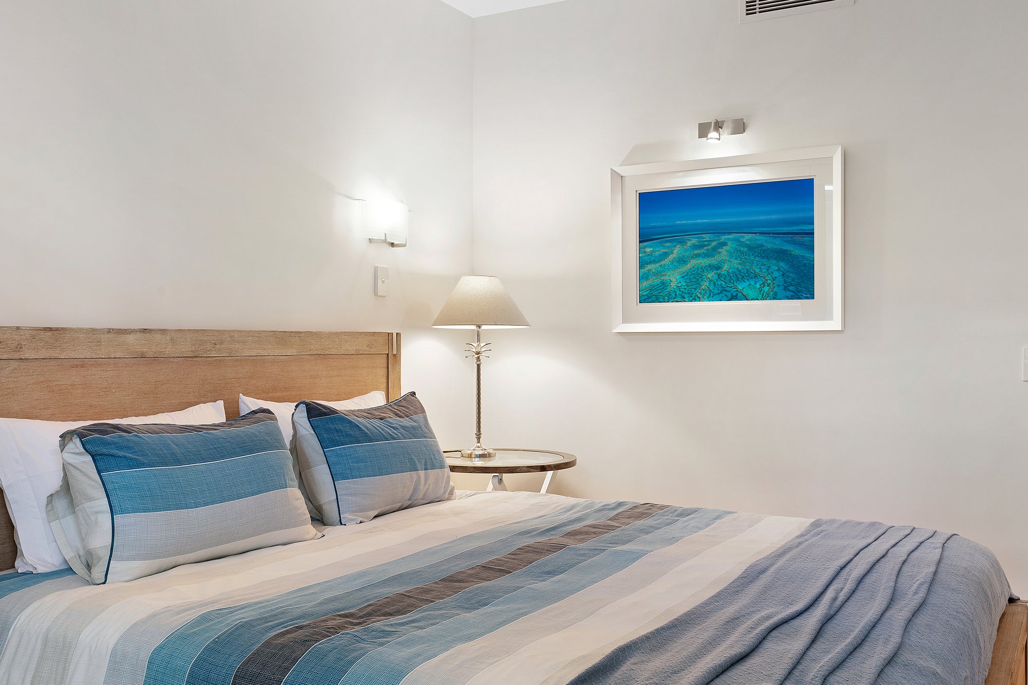 WEB_Boathouse102_Sara_023.jpg__PID:b060d657-fd0b-4fe3-a43b-7da4b8a4200c