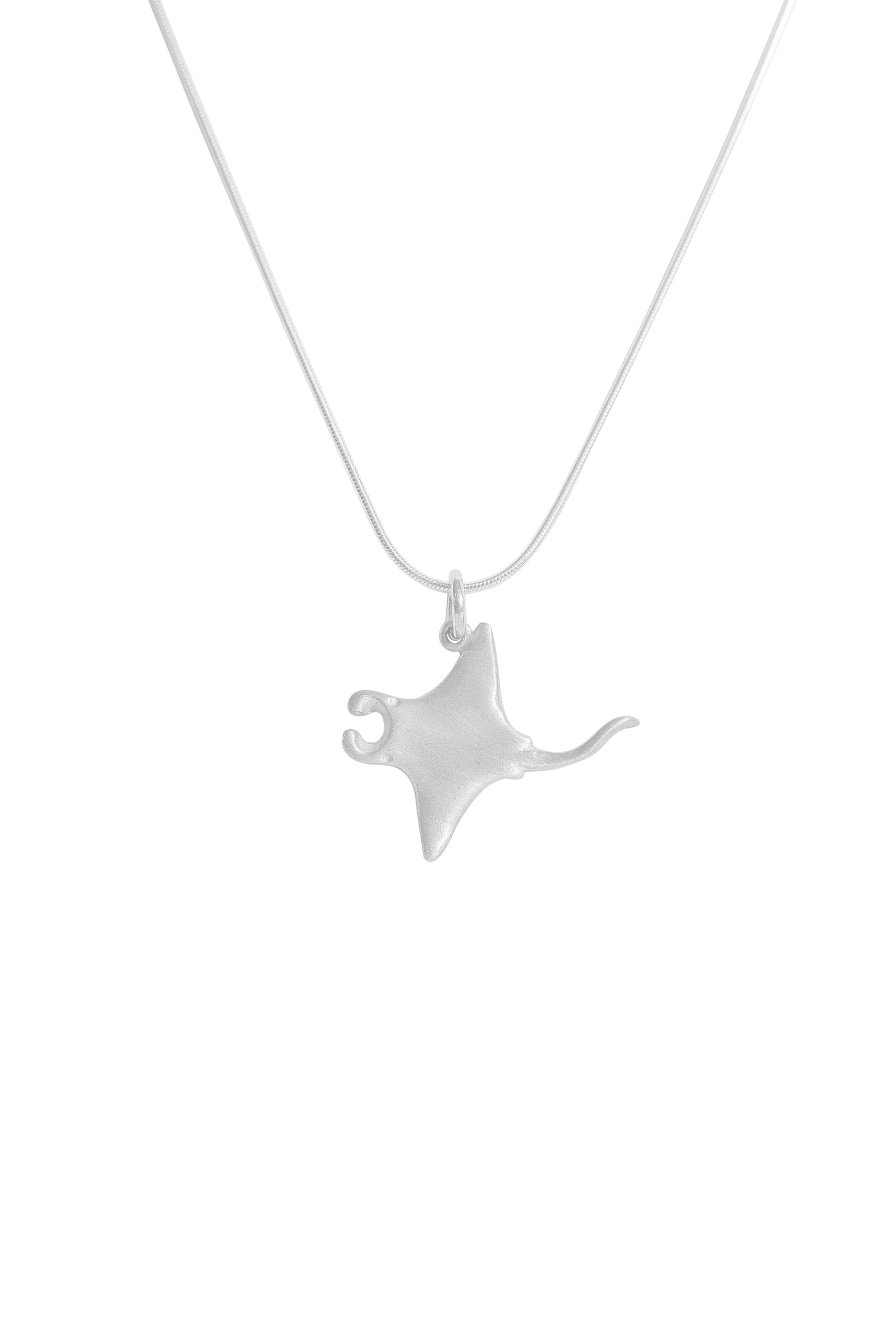 Manta Ray Pendant Sterling Silver Image 2