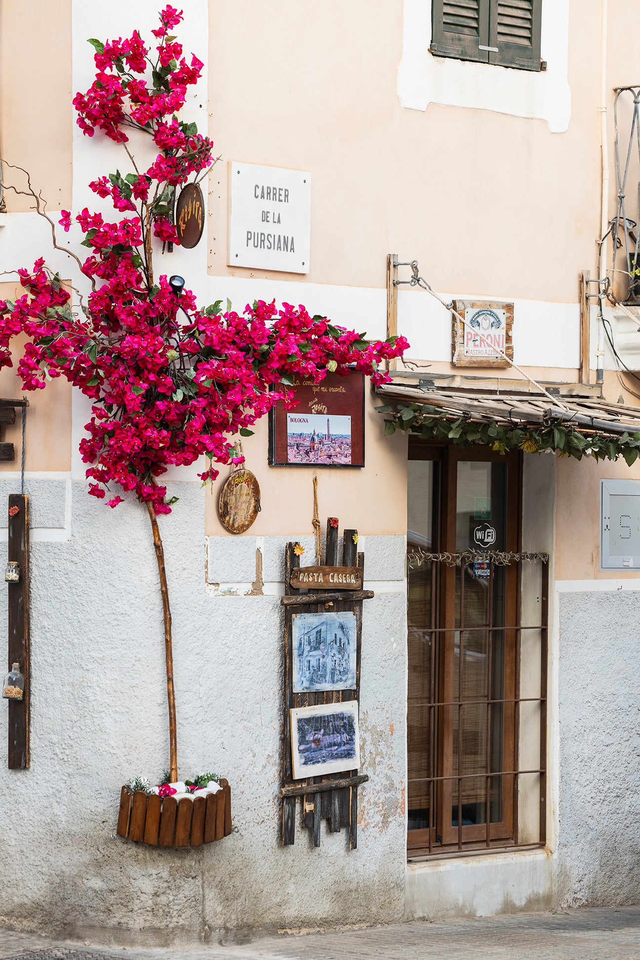 Corner Shop - Spain Travel Print